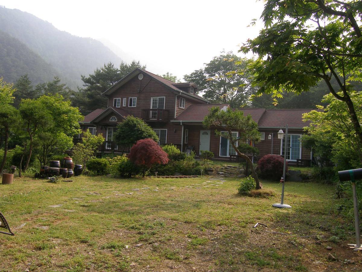 Fairy Tale Pension Pyeongchang Exterior photo